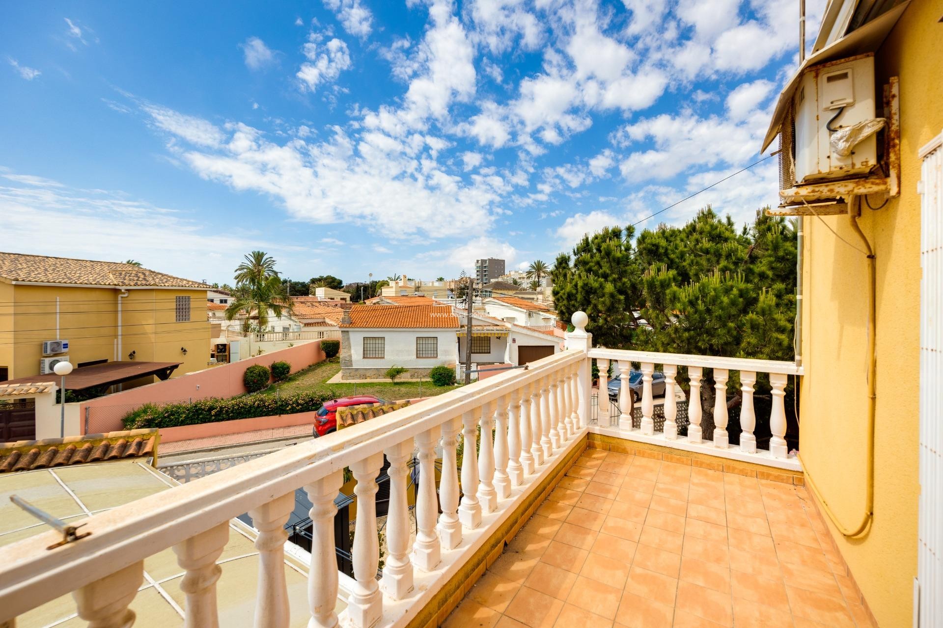 Herverkoop - Villa - Torrevieja - Aguas nuevas