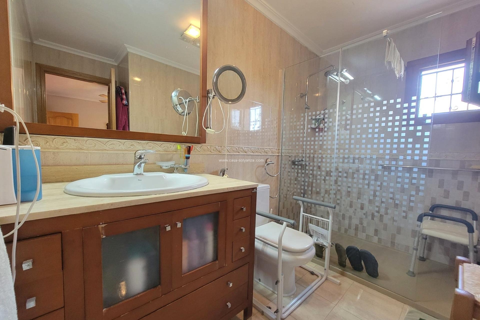 Herverkoop - Villa - Torrevieja - Aguas nuevas