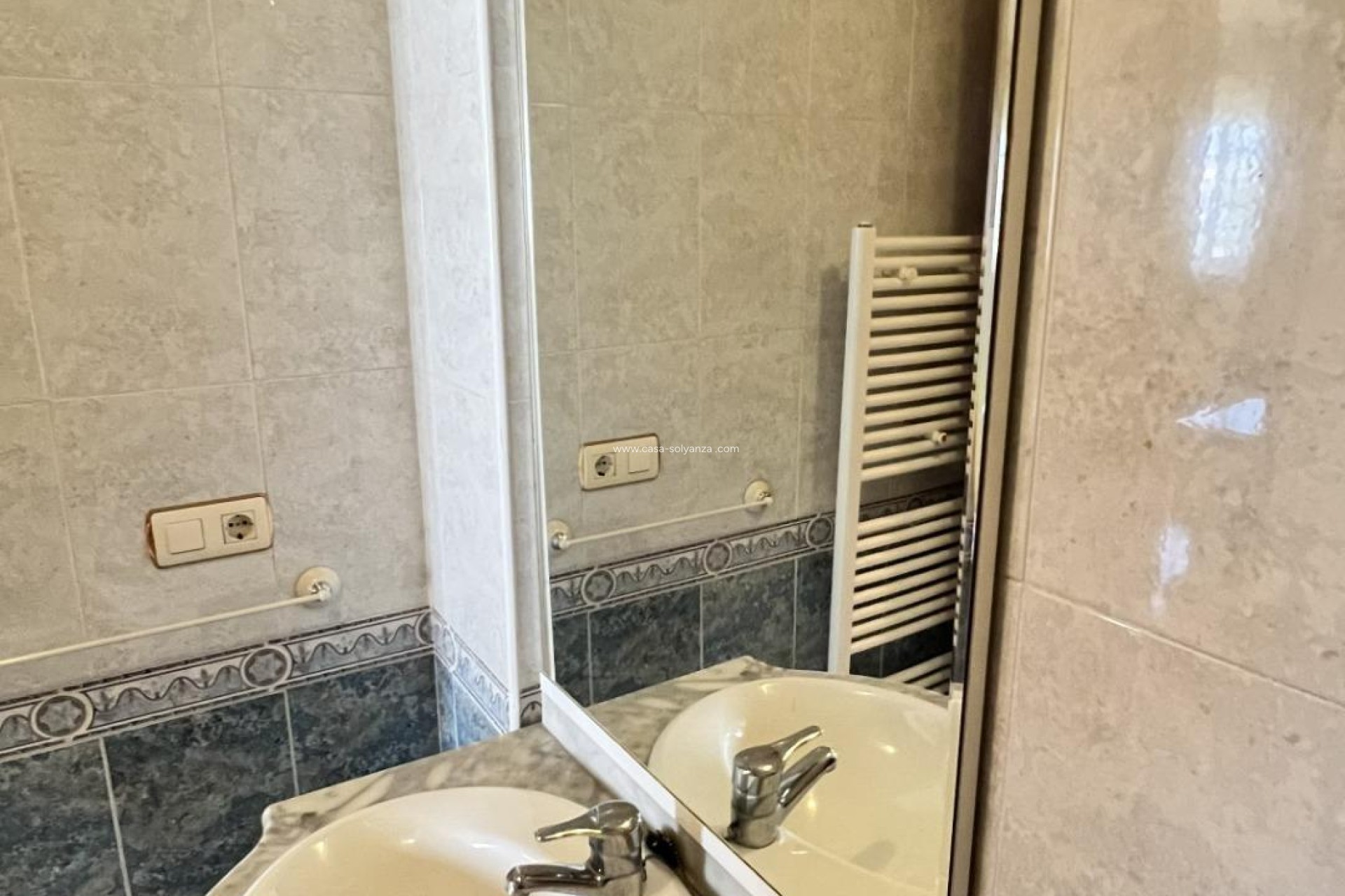 Herverkoop - Villa - Torrevieja - Aguas nuevas