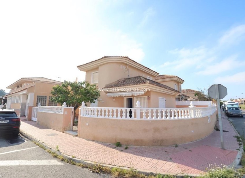Herverkoop - Villa - Torrevieja - Costa Blanca