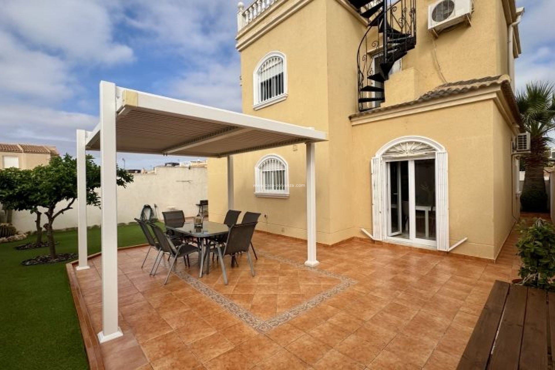 Herverkoop - Villa - Torrevieja - Costa Blanca
