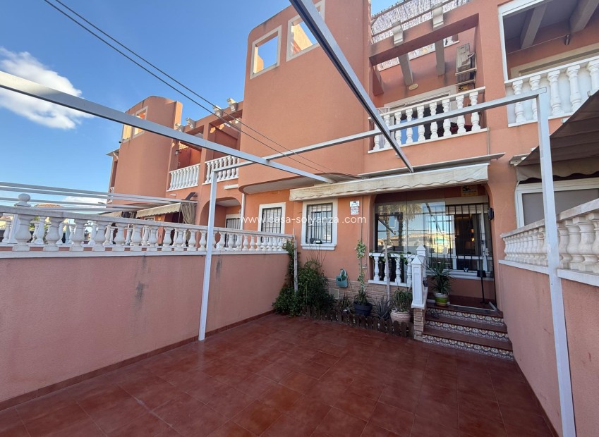 Herverkoop - Villa - Torrevieja - El Limonar