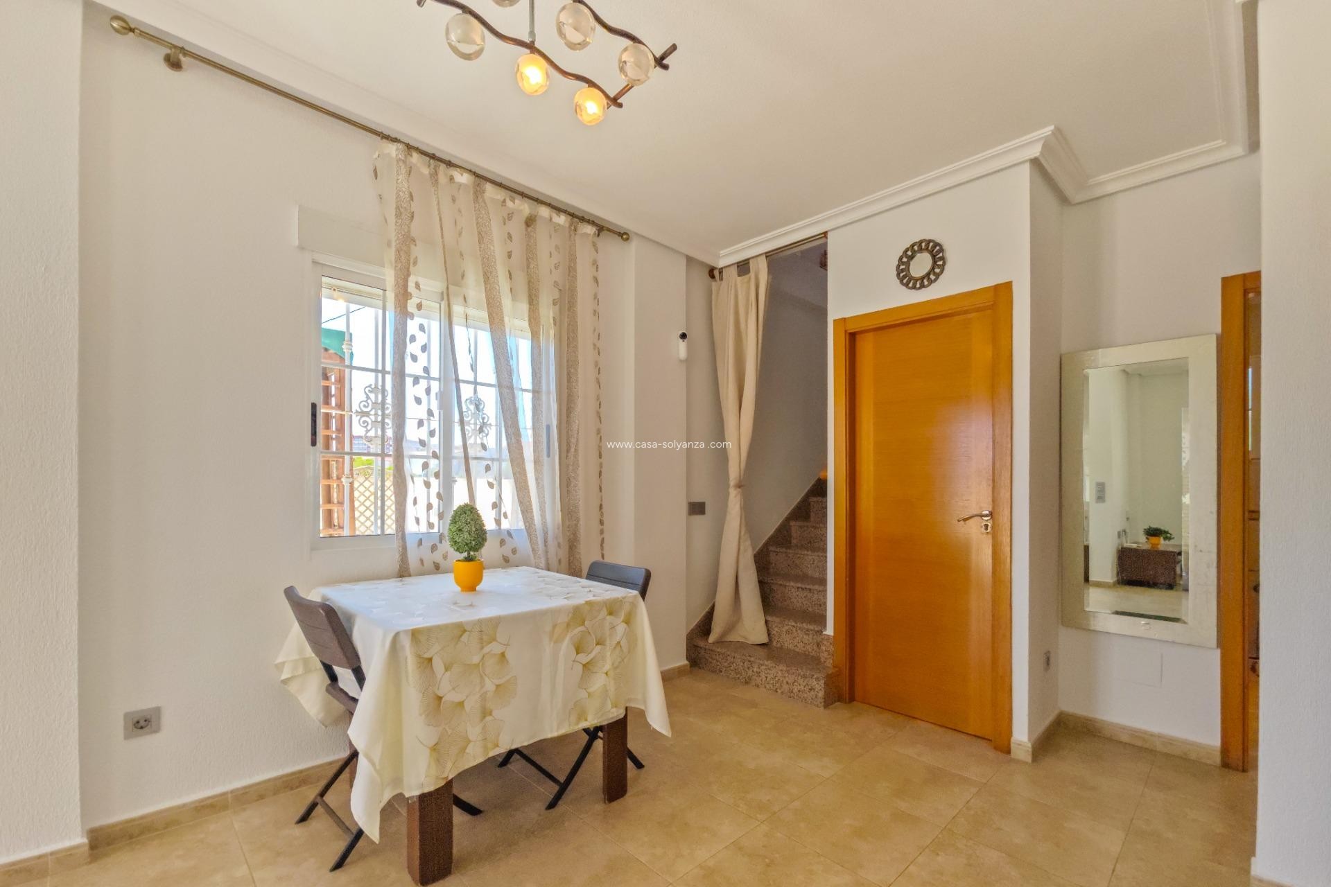 Herverkoop - Villa - Torrevieja - La Mata