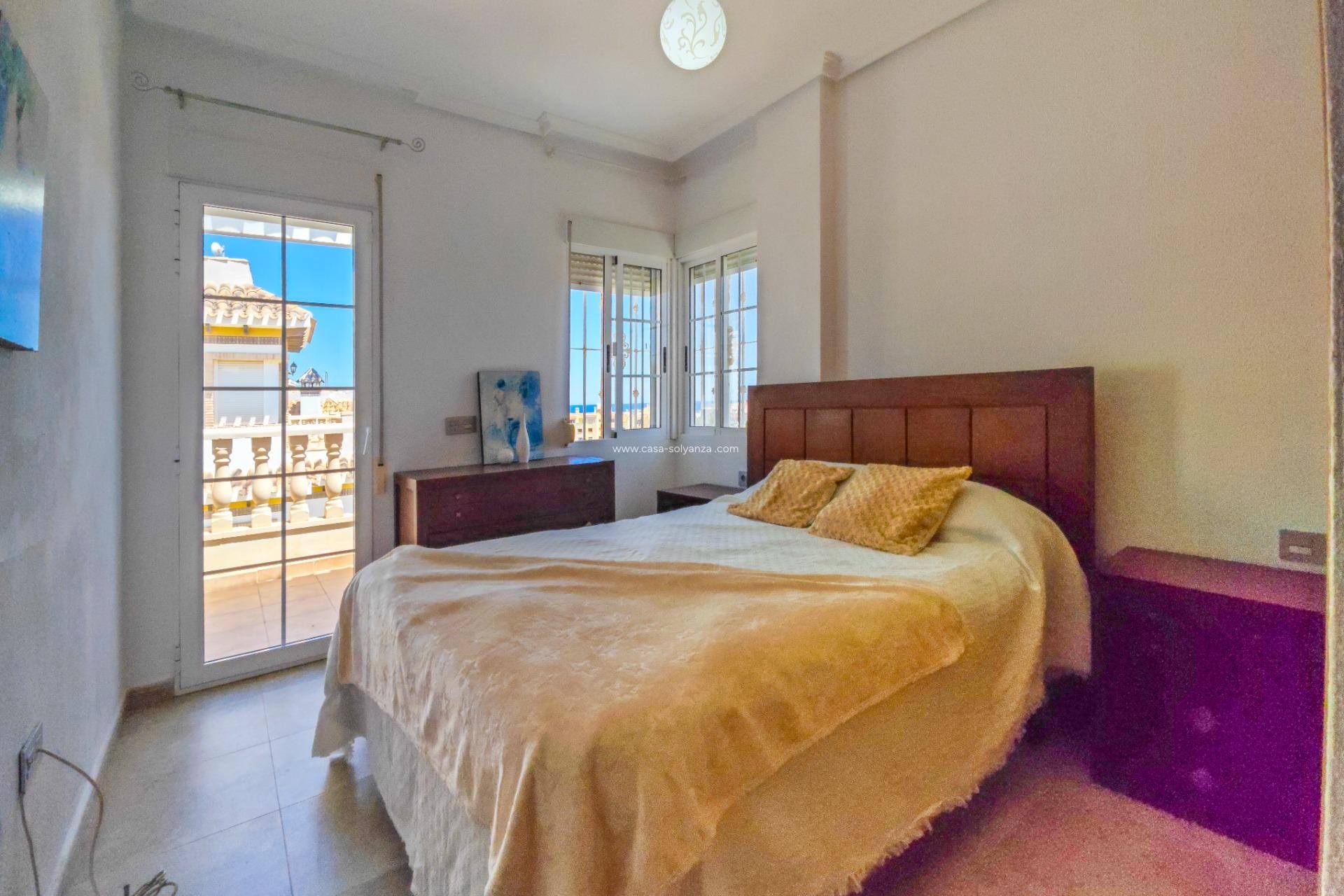 Herverkoop - Villa - Torrevieja - La Mata