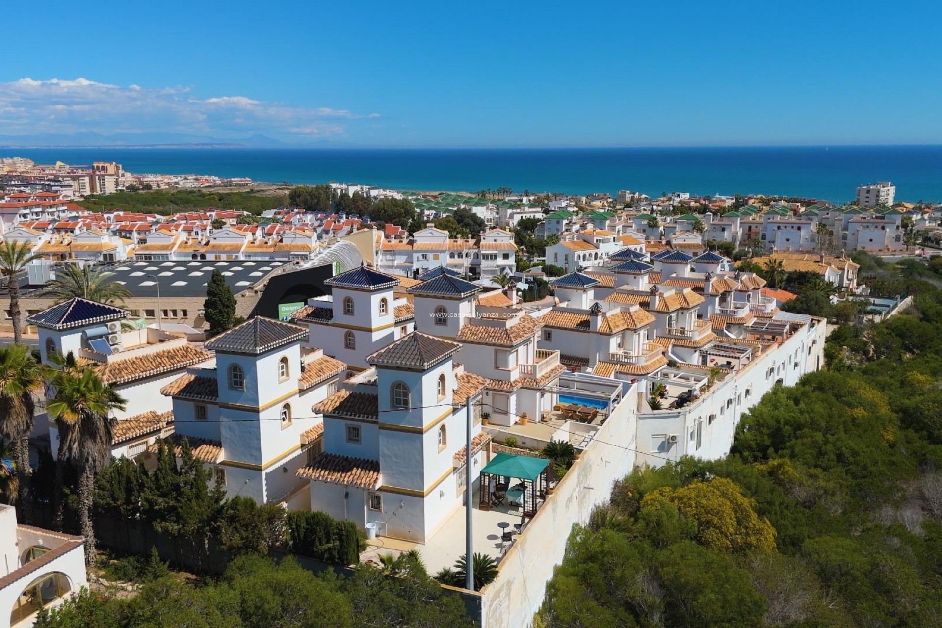 Herverkoop - Villa - Torrevieja - La Mata