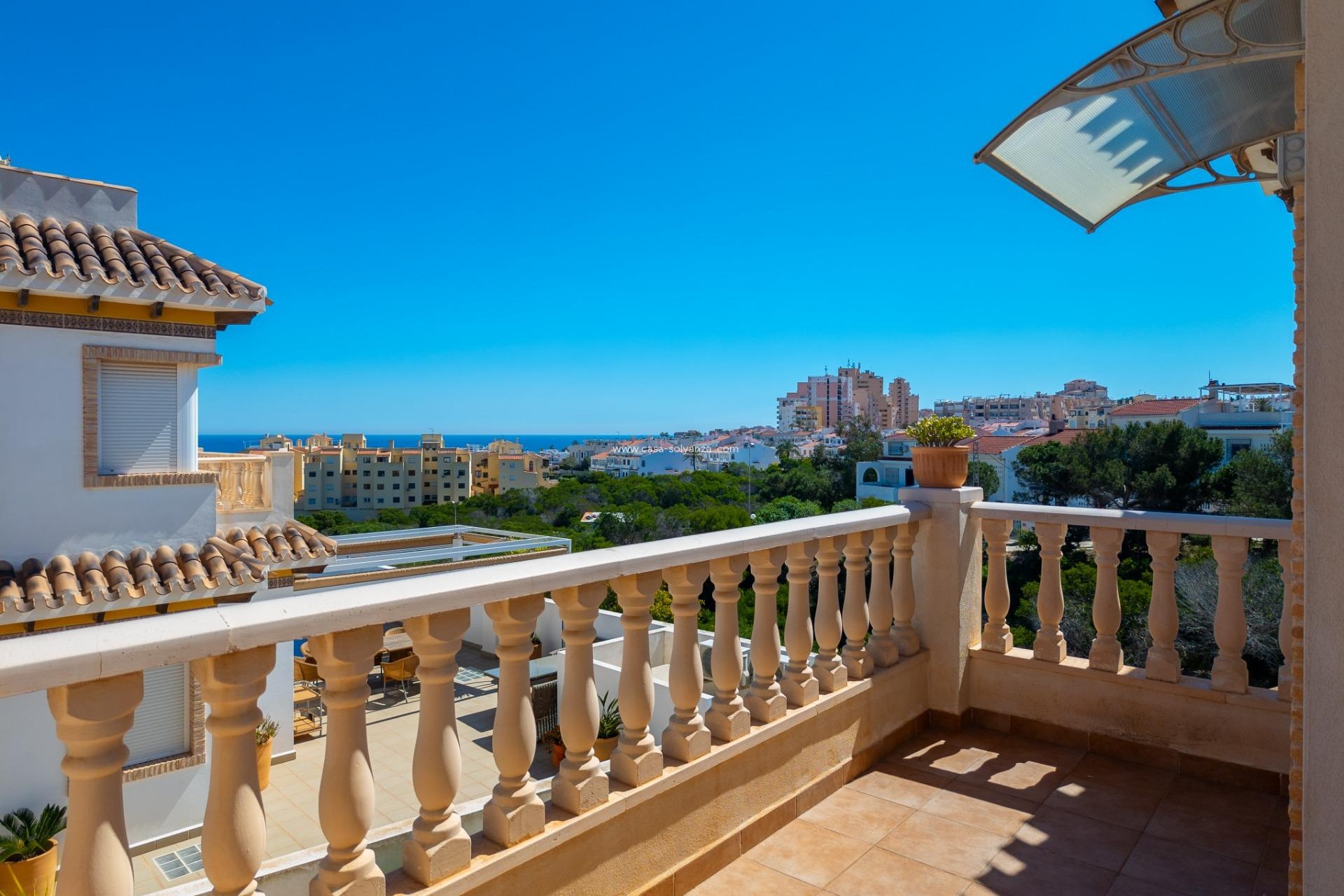 Herverkoop - Villa - Torrevieja - La Mata