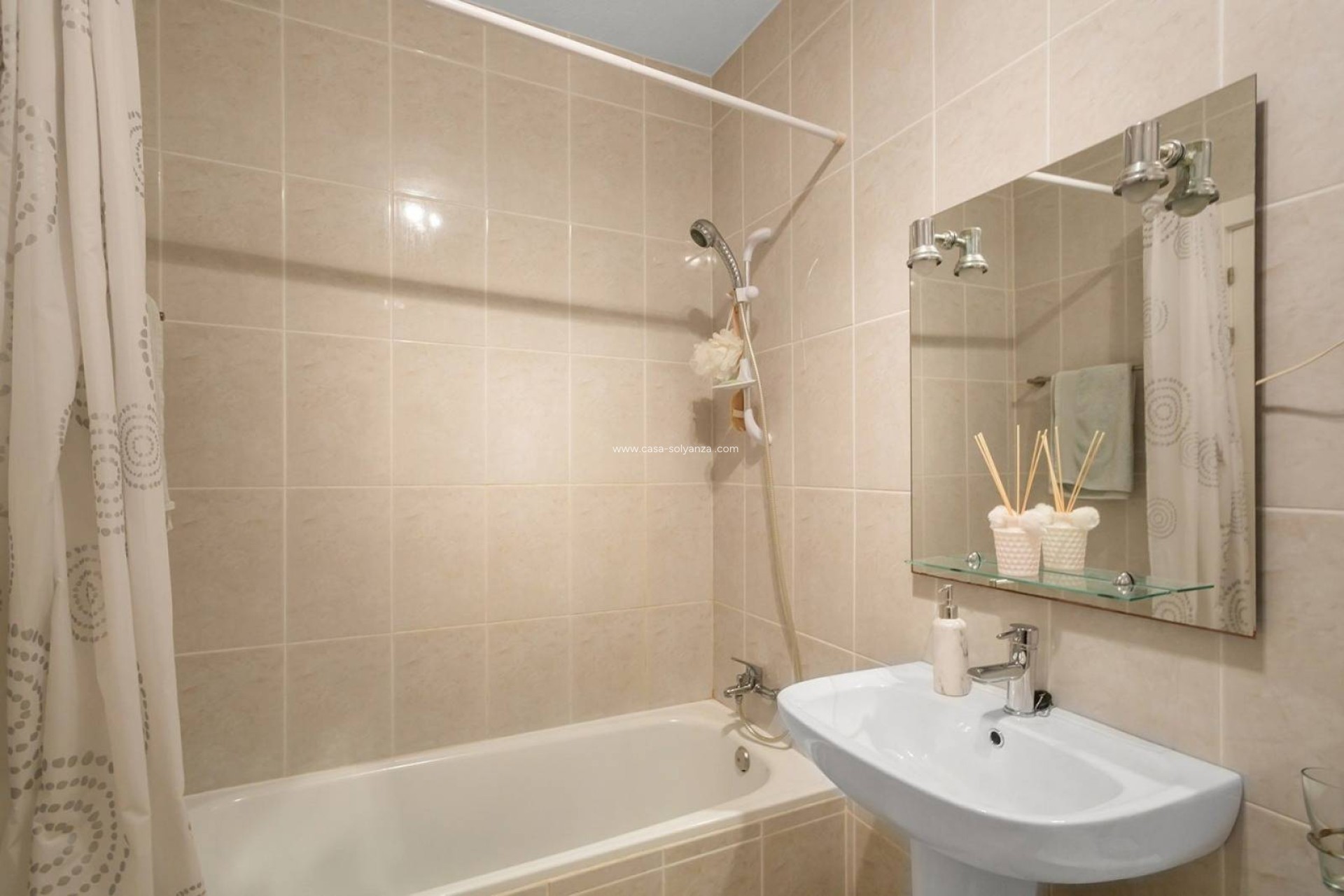 Herverkoop - Villa - Torrevieja - La Mata
