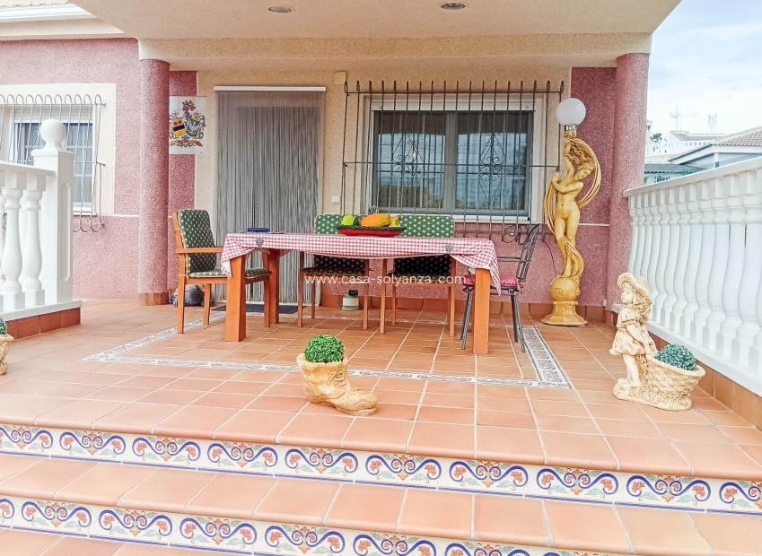 Herverkoop - Villa - Torrevieja - La Siesta