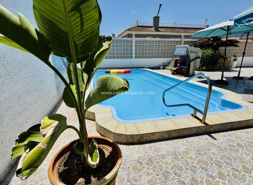 Herverkoop - Villa - Torrevieja - La Siesta
