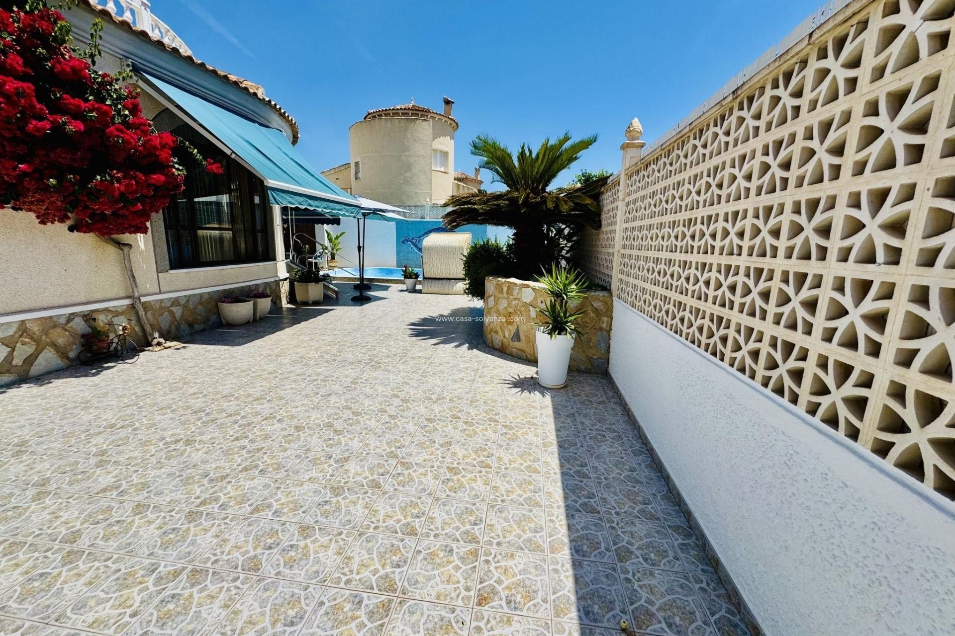 Herverkoop - Villa - Torrevieja - La Siesta