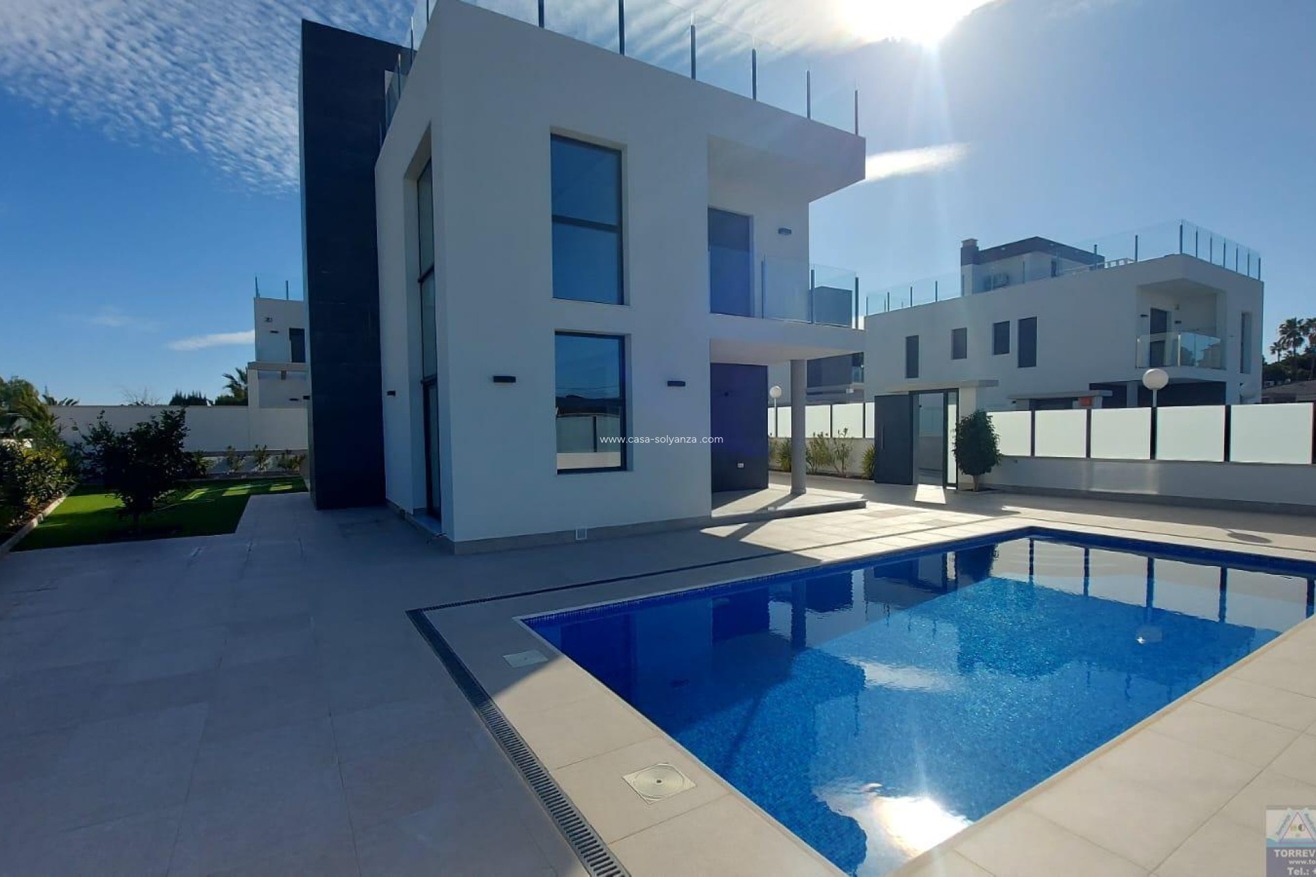 Herverkoop - Villa - Torrevieja - Los Balcones