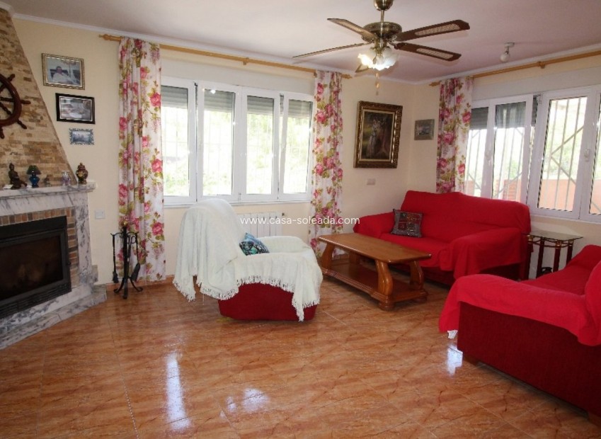 Herverkoop - Villa - Torrevieja - Los Balcones