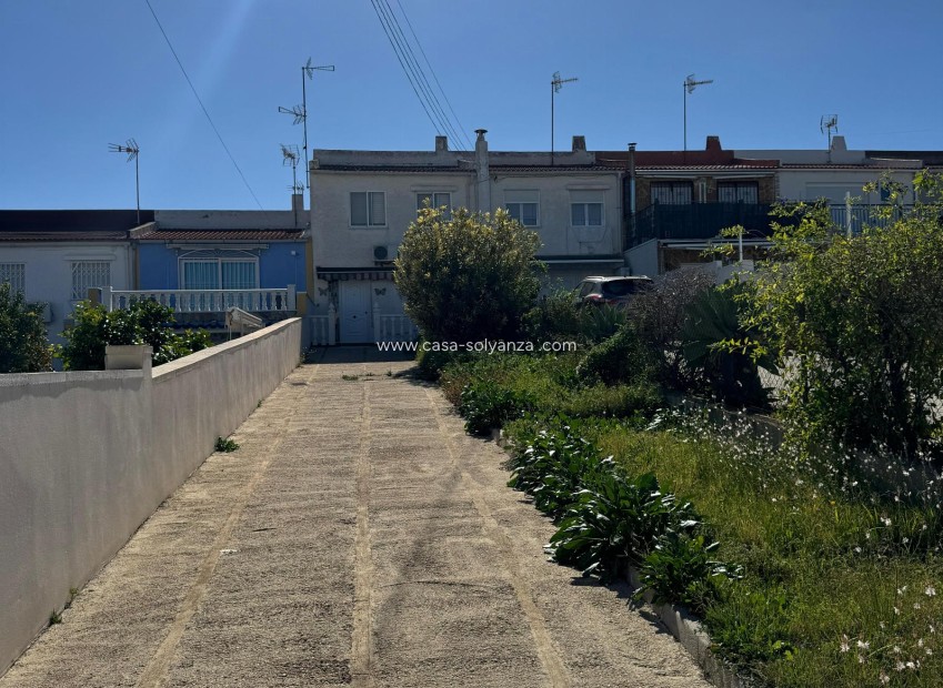 Herverkoop - Villa - Torrevieja - Los Balcones