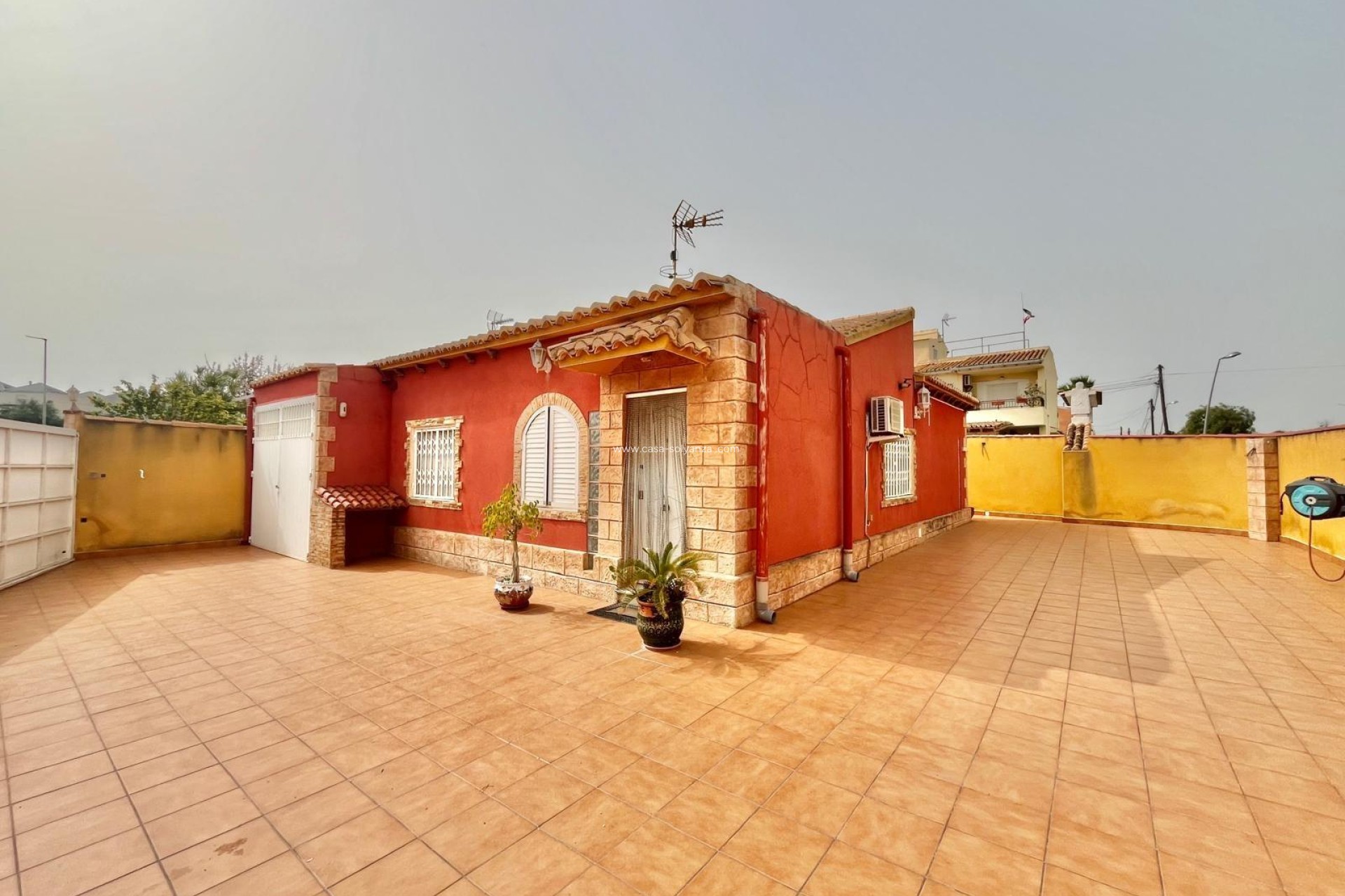 Herverkoop - Villa - Torrevieja - Los Balcones