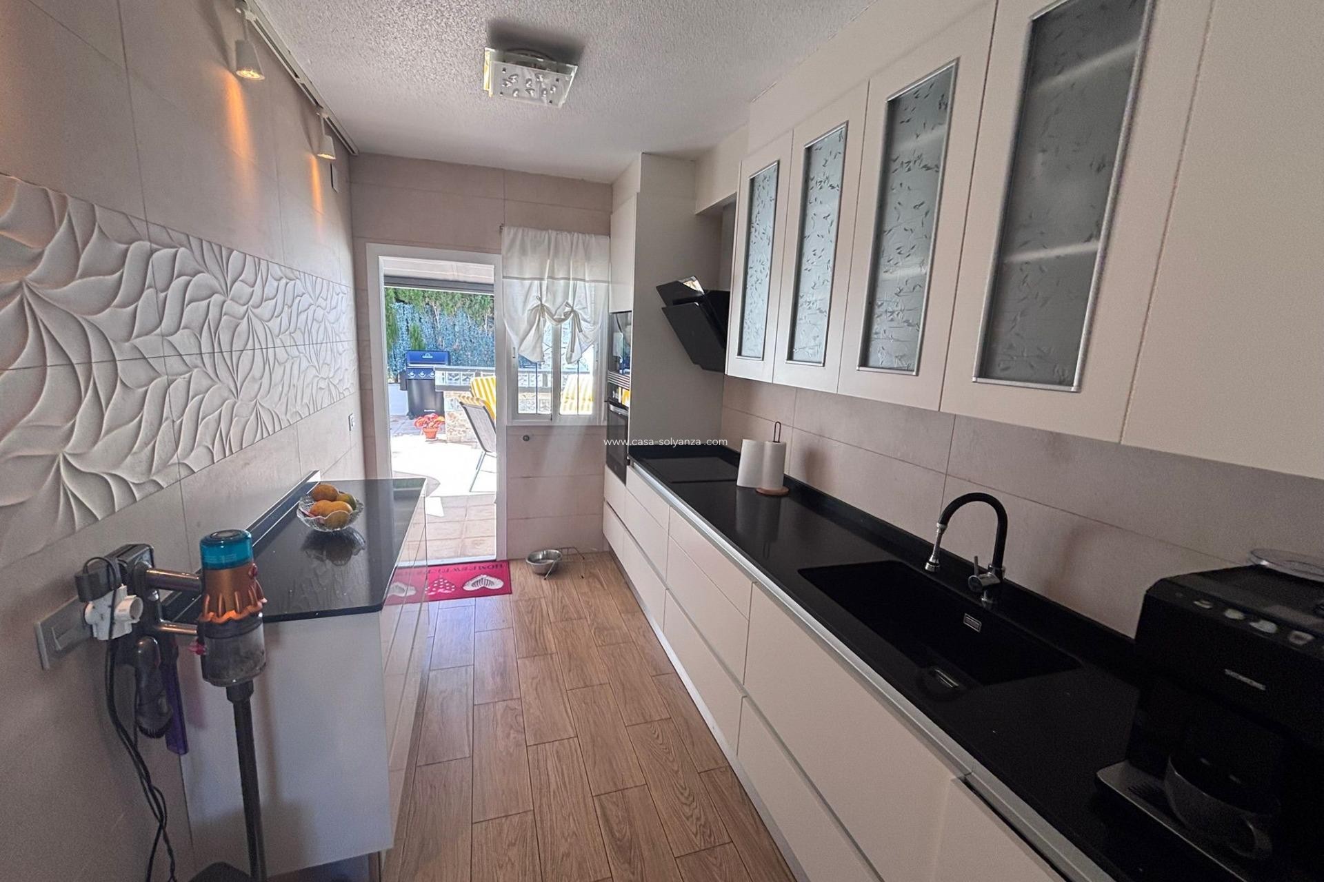 Herverkoop - Villa - Torrevieja - Los Balcones