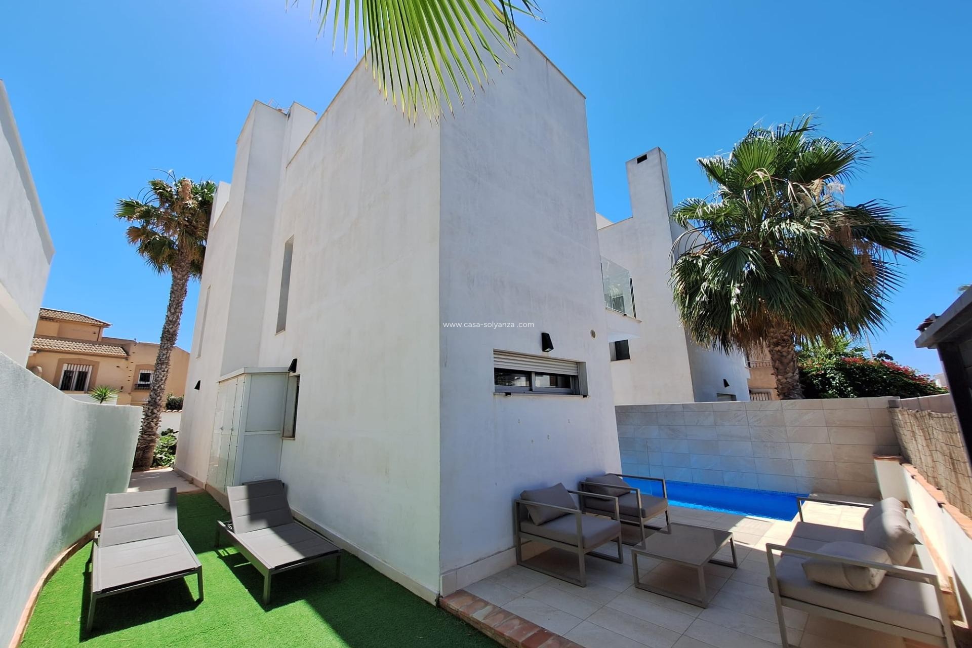 Herverkoop - Villa - Torrevieja - Los Frutales