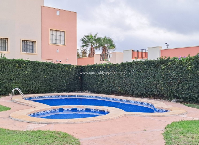 Herverkoop - Villa - Torrevieja - Parque Acuático - Sector 25