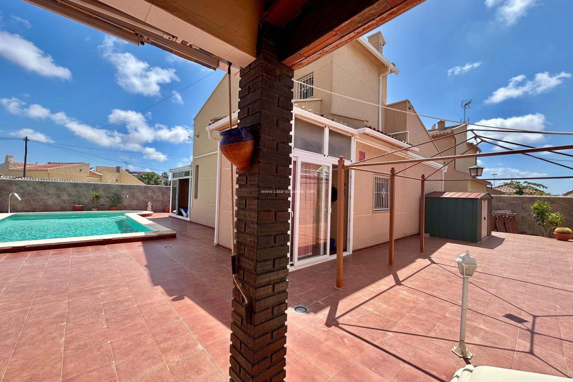 Herverkoop - Villa - Torrevieja - San Luis