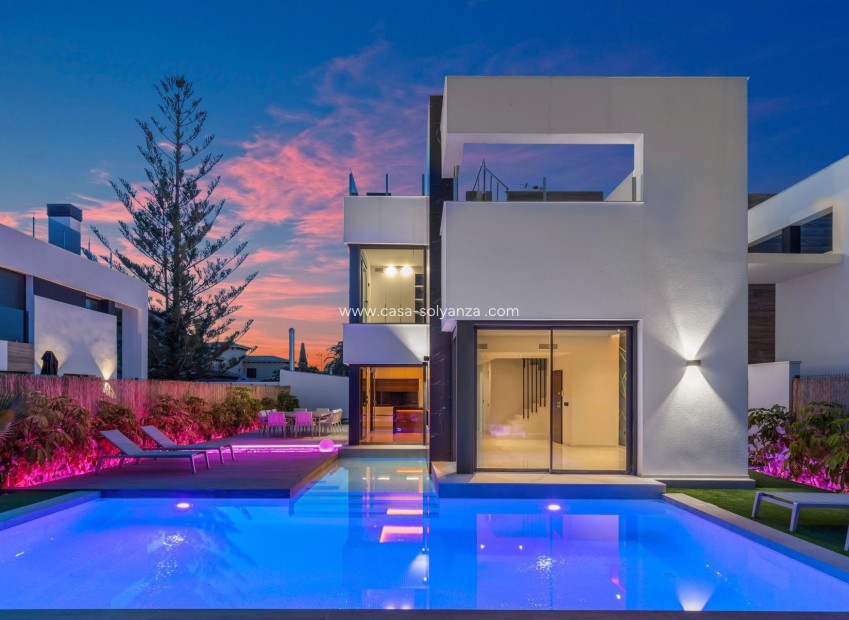 Herverkoop - Villa - Torrevieja - Torreta Florida