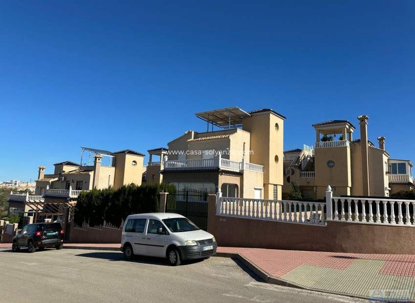 Herverkoop - Villa - Torrevieja - VILLAMARTIN