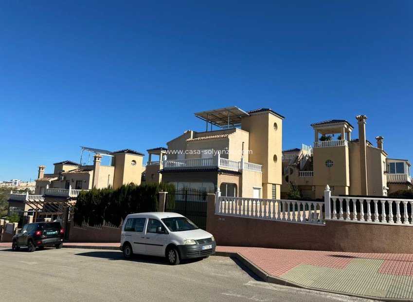 Herverkoop - Villa - Torrevieja - VILLAMARTIN