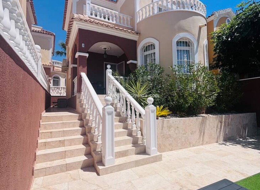Herverkoop - Villa - Villamartin - Costa Blanca
