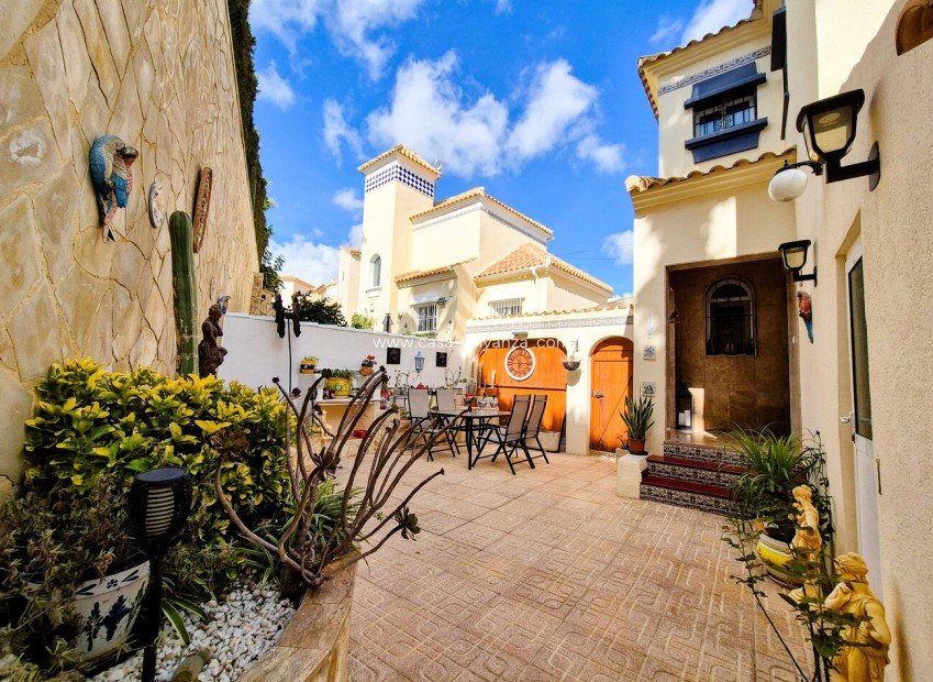 Herverkoop - Villa - Villamartin - Villamartín