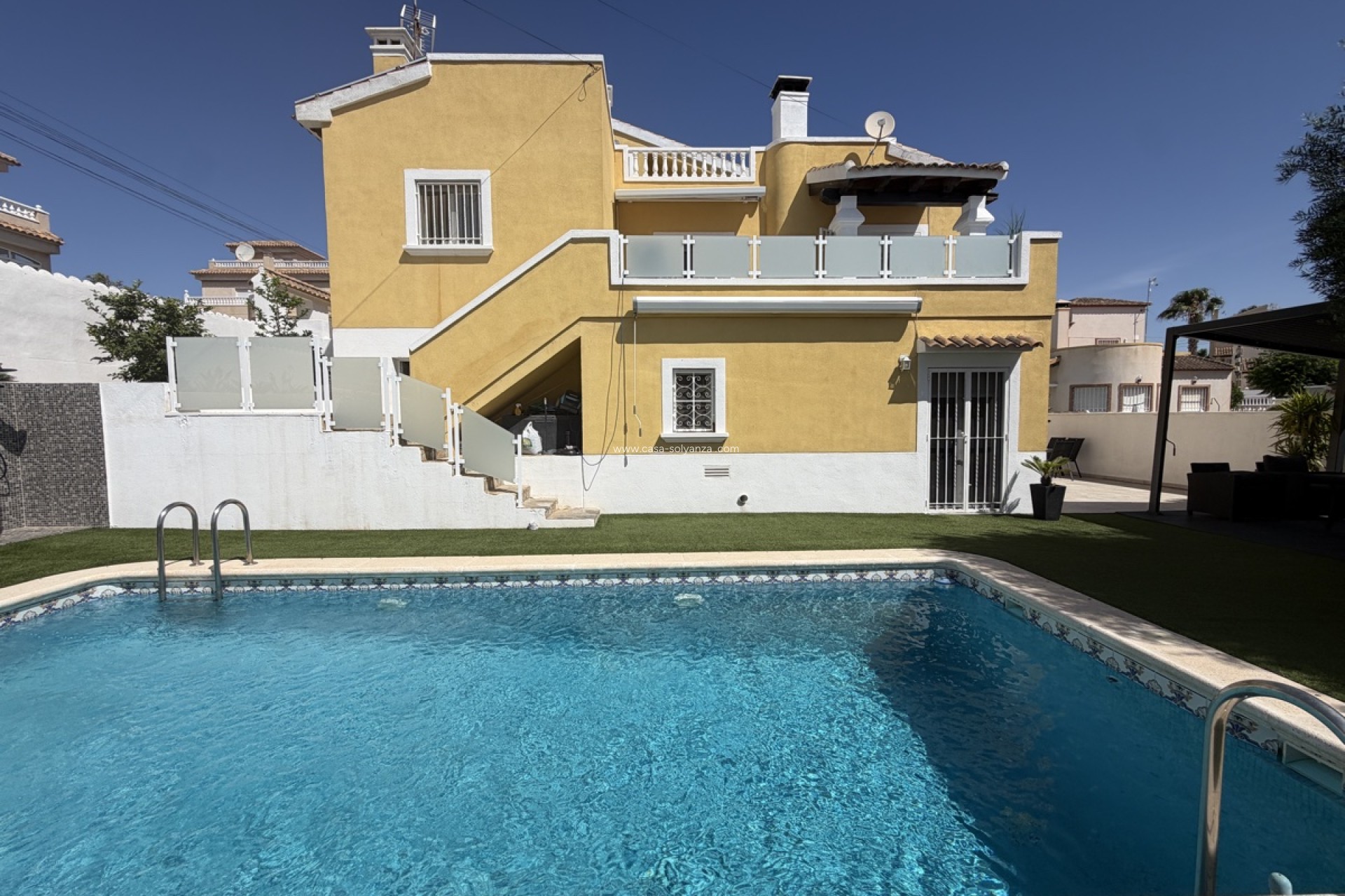 Herverkoop - Villa - Villamartin - Villamartín