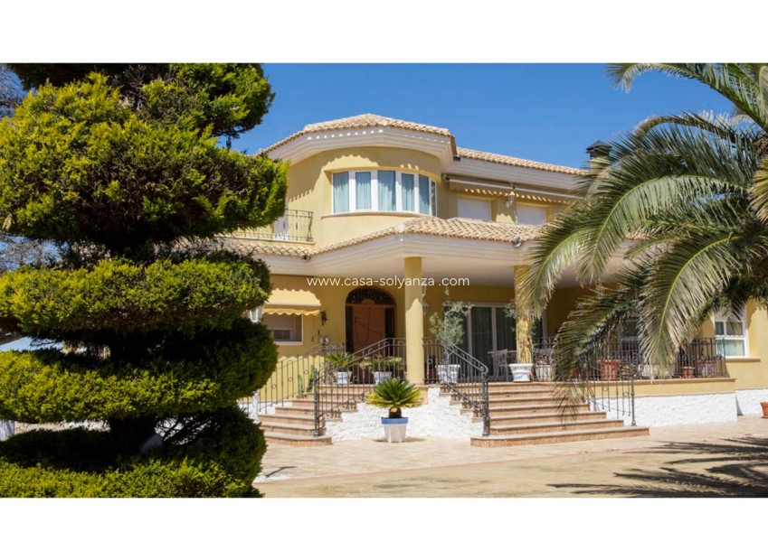 Herverkoop - Villa - Yecla - Inland