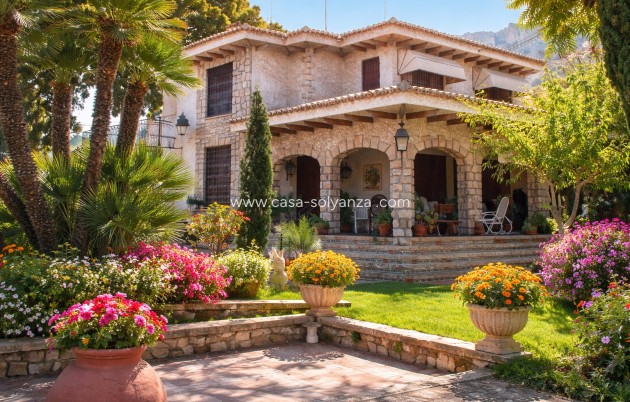 Independent villa - Wiederverkauf - Alicante - Albufereta
