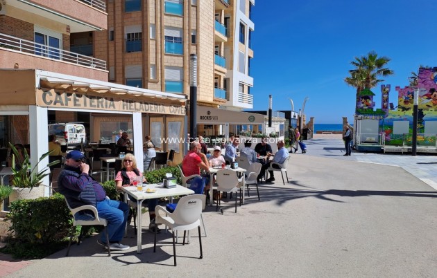 Kommerziell - Wiederverkauf - La Mata - Costa Blanca
