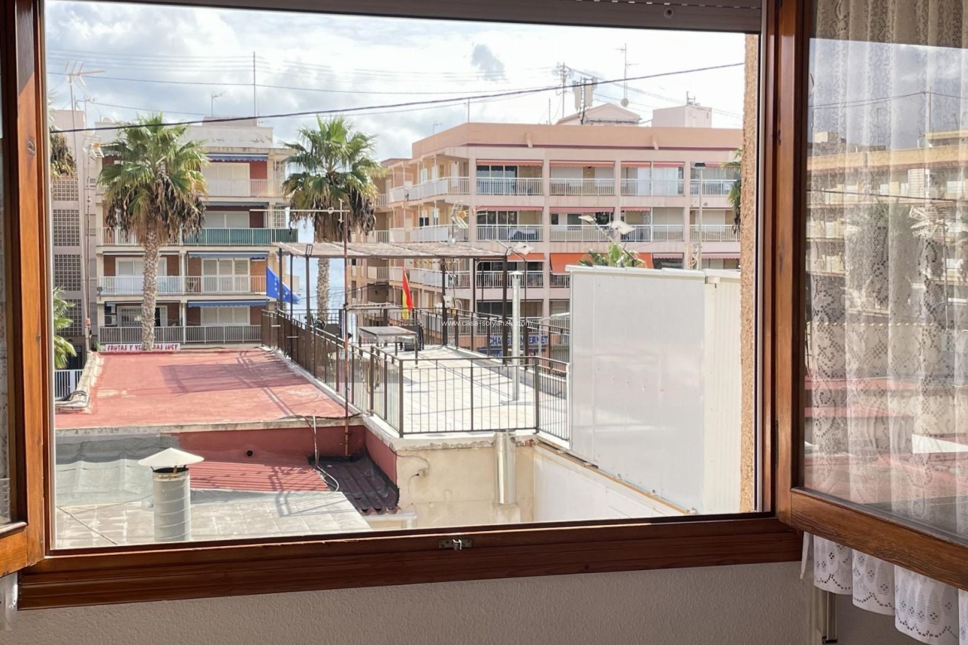 Lange Termijn Verhuur - Appartement / flat - Torrevieja - Playa De Los Naufragos
