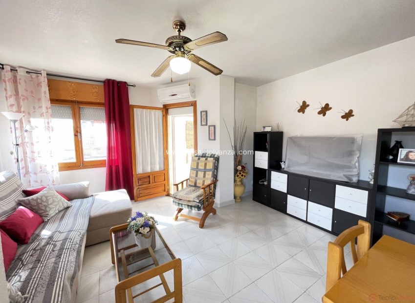 Long Term Rental - Apartment / flat - Torrevieja - Playa De Los Naufragos