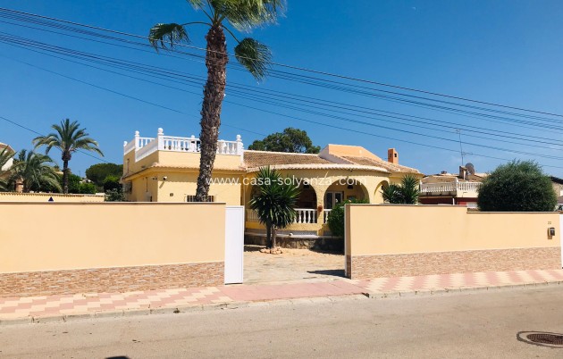 Luxury Villa - Wiederverkauf - Torrevieja - 0