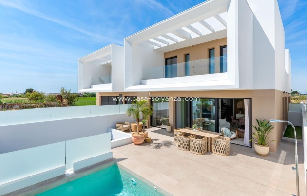 Maison de ville - Nouvelle construction - Dolores - Sector 3