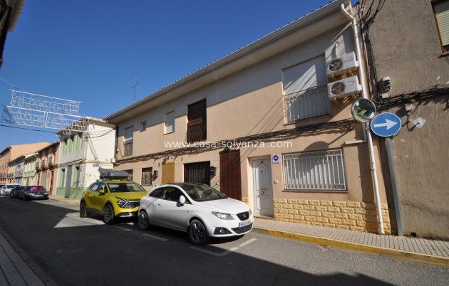 Maison de ville - Revente - Pinoso - Inland