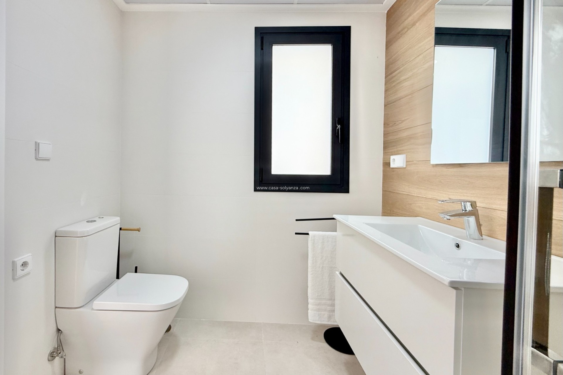 Neue Gebäude - Bungalow - Cox