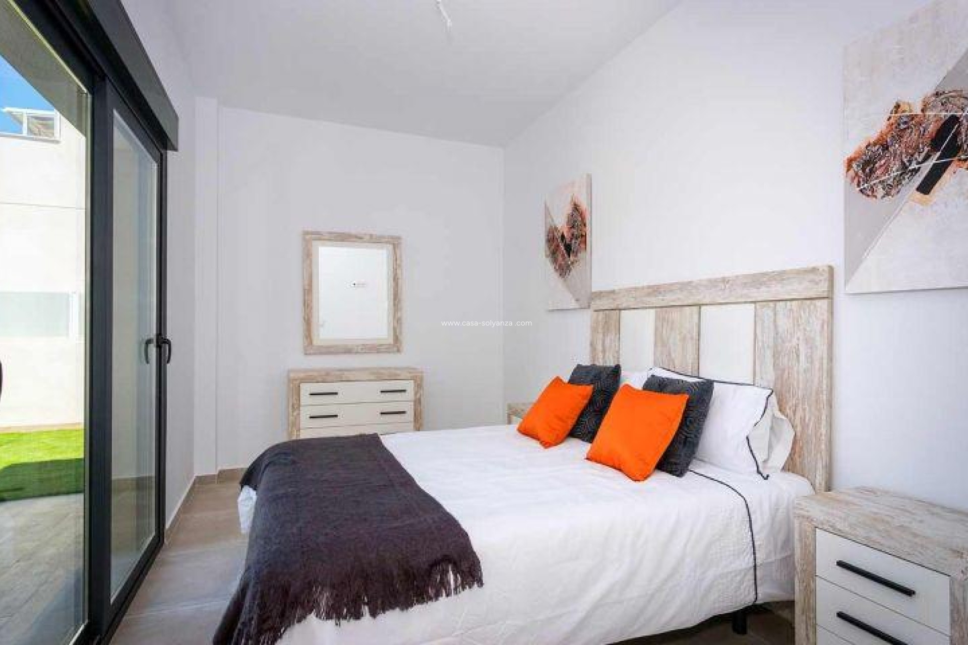 Neue Gebäude - Quad - Daya Nueva - Centro