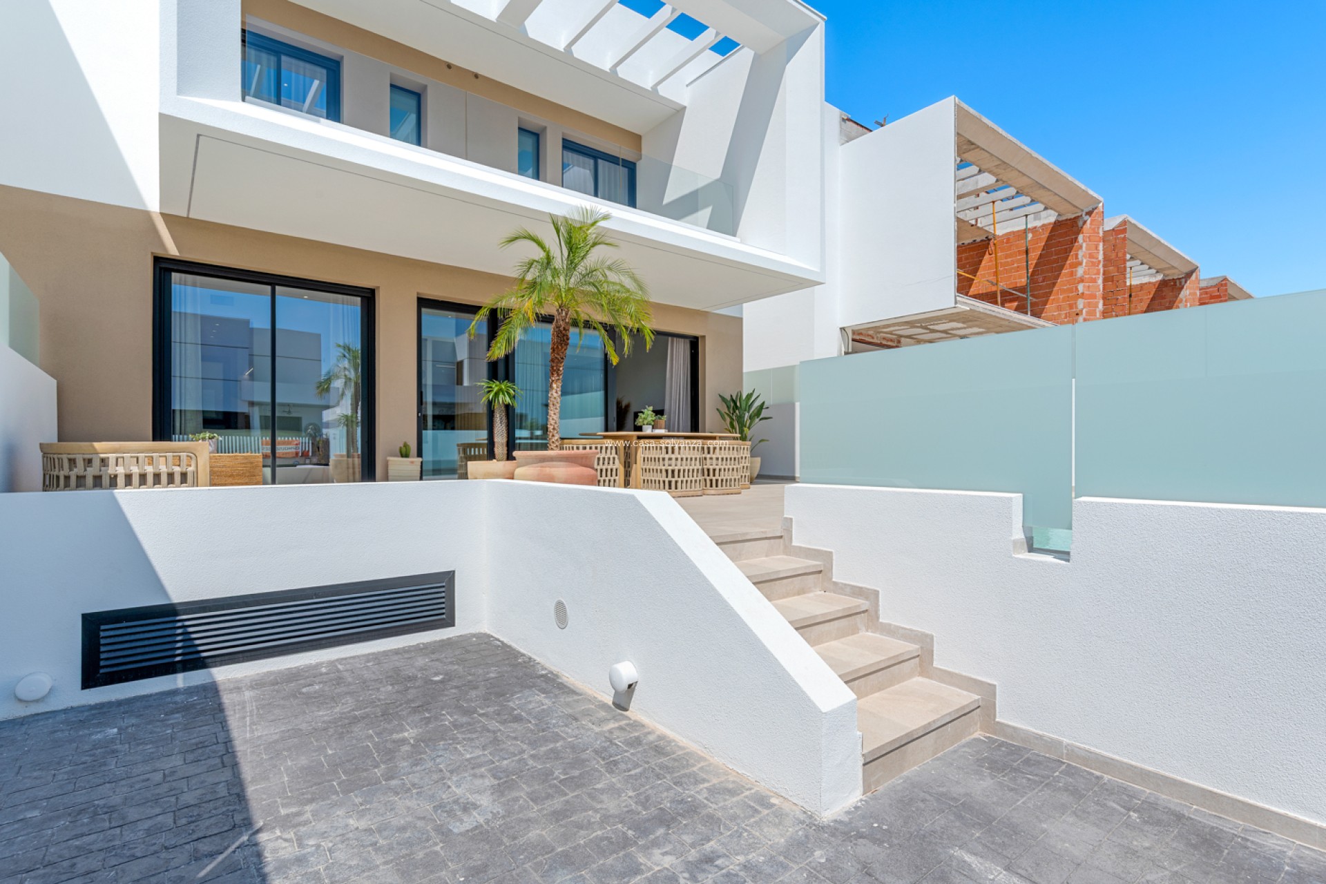 Neue Gebäude - Stadthaus - Dolores