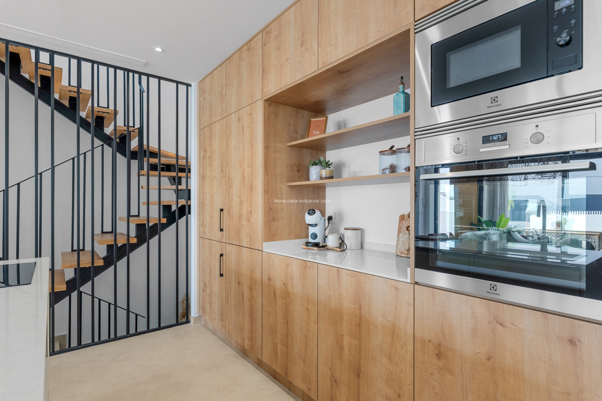 Neue Gebäude - Stadthaus - Dolores