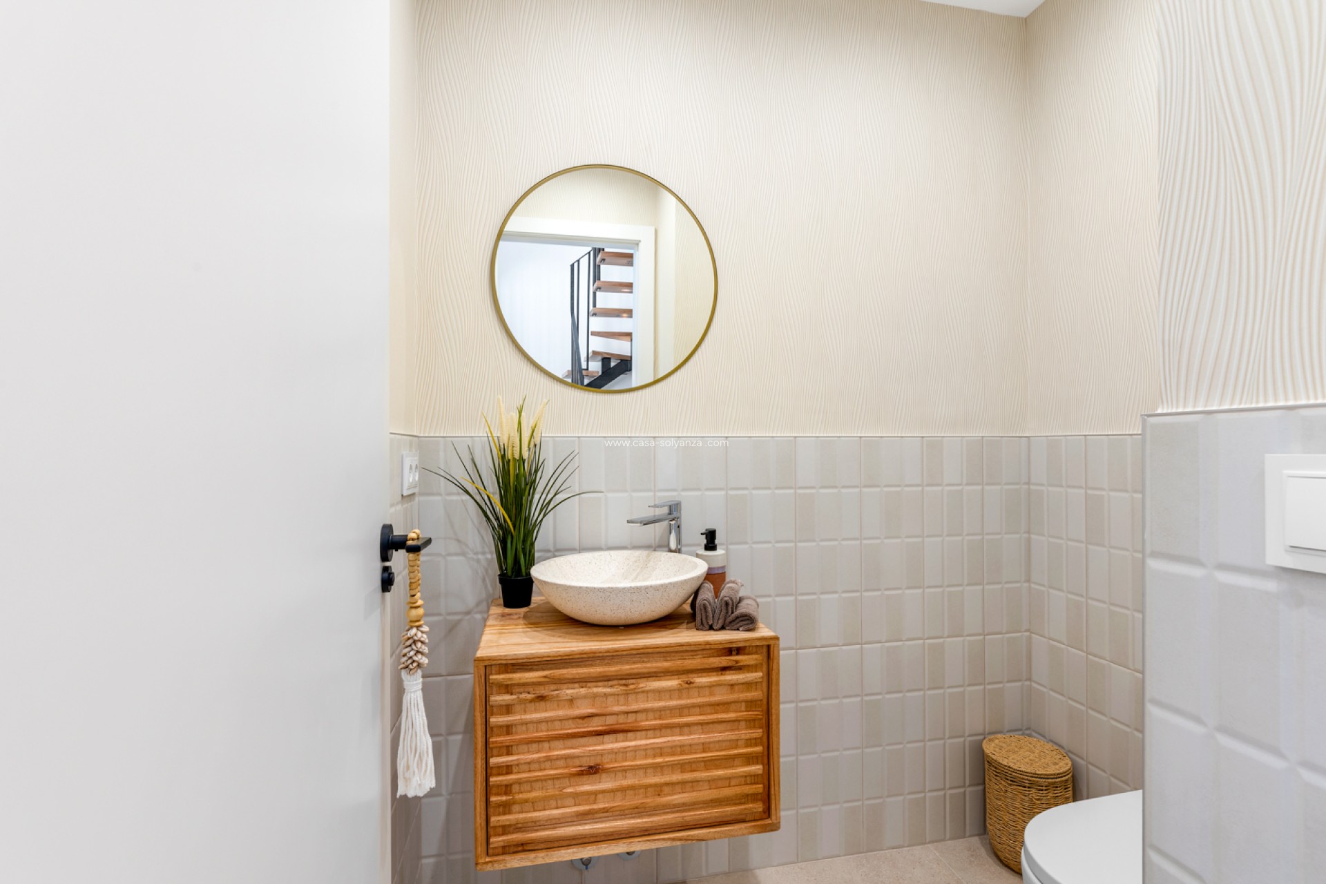 Neue Gebäude - Stadthaus - Dolores