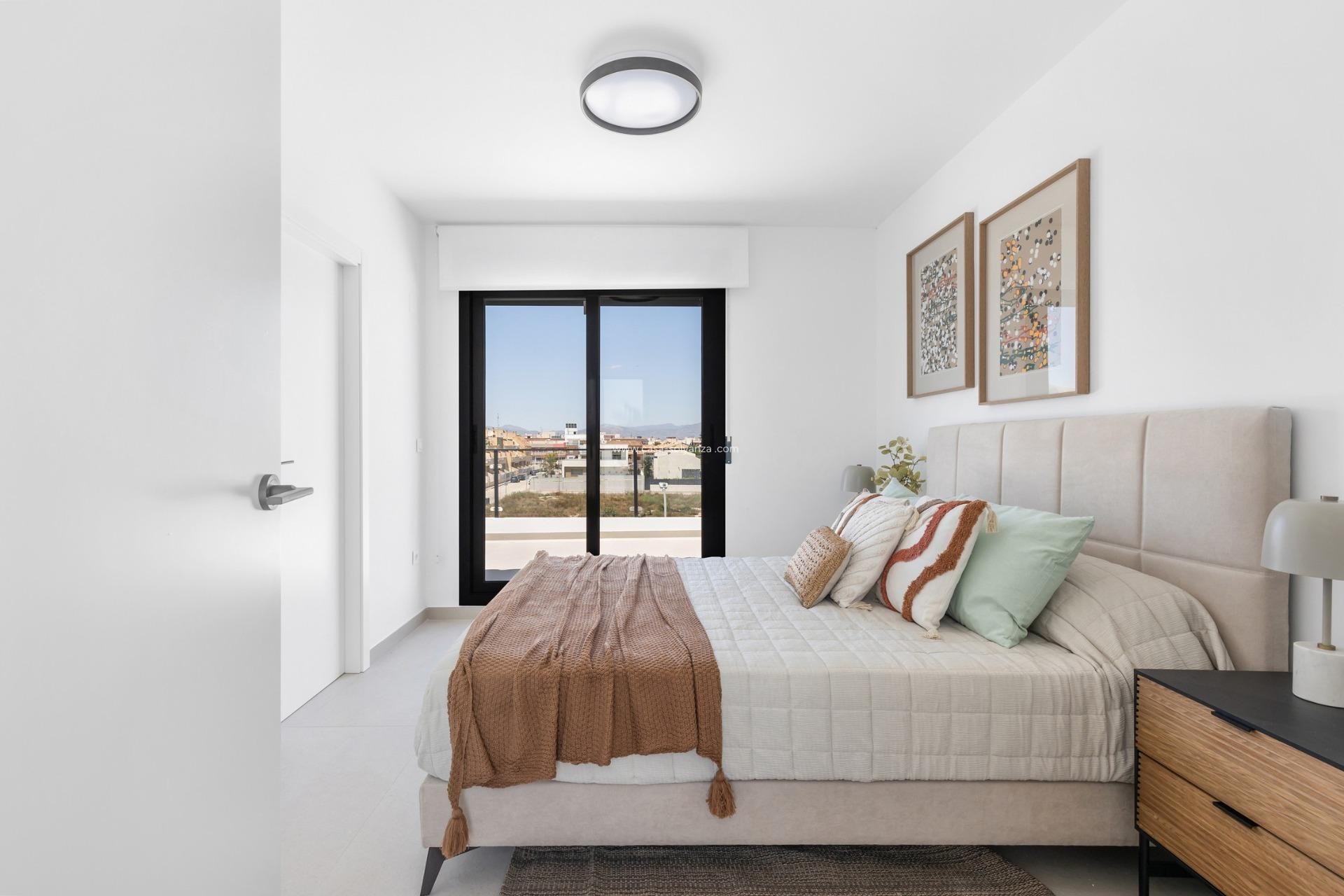 Neue Gebäude - Stadthaus - Rafal - pueblo