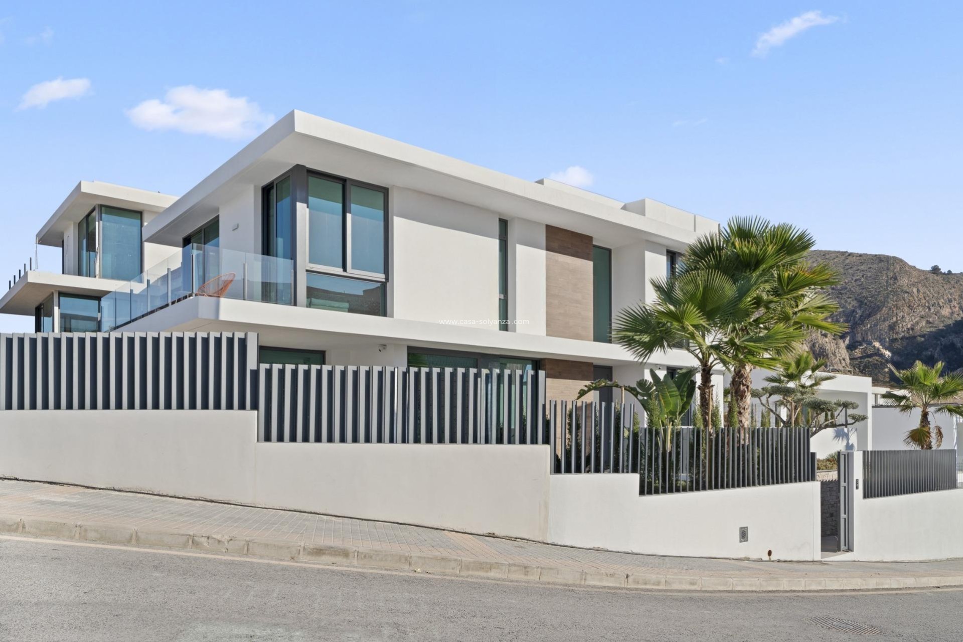 Neue Gebäude - Villa - Benidorm - Rincón de Loix
