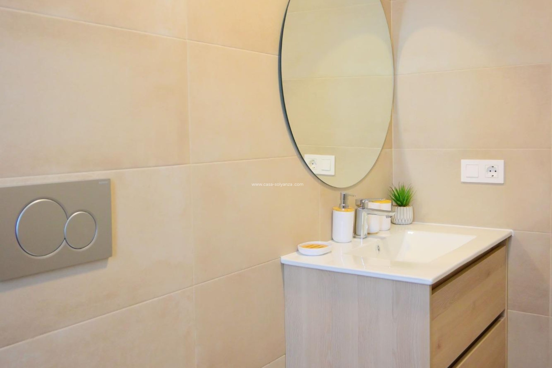 Neue Gebäude - Villa - Dolores - polideportivo