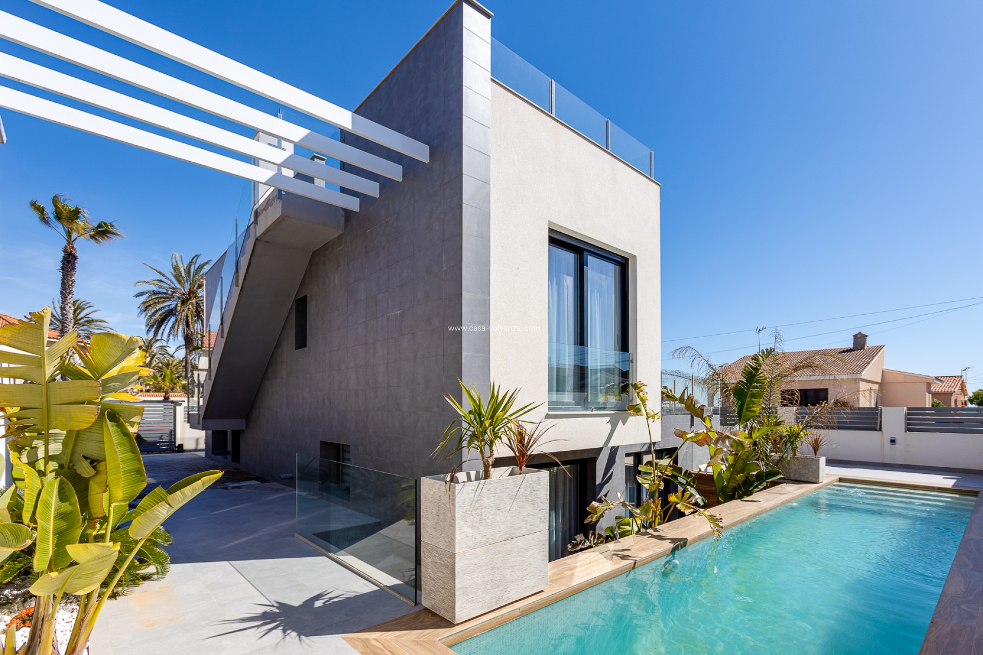 Neue Gebäude - Villa - La Mata