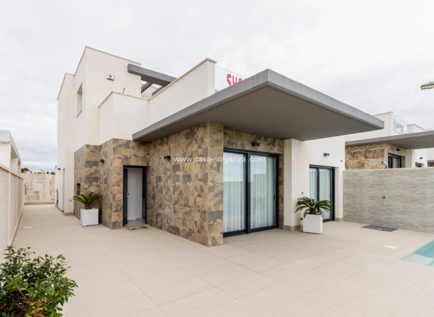 Neue Gebäude - Villa - Orihuela