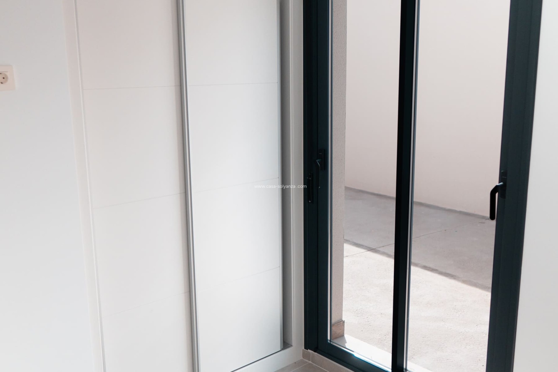 Neue Gebäude - Villa - Polop