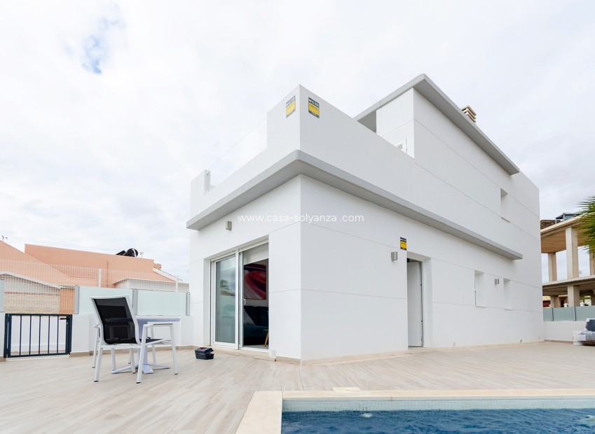 Neue Gebäude - Villa - Torrevieja