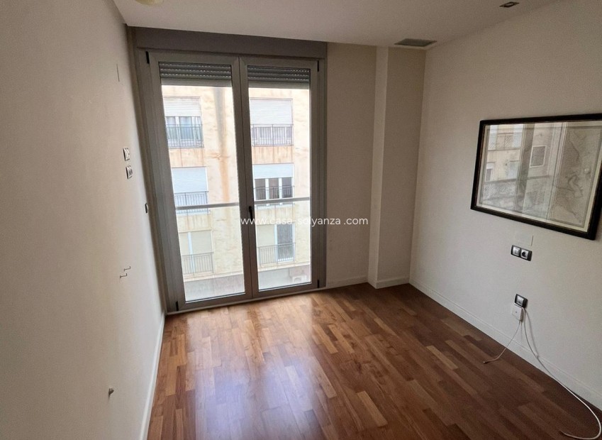Neue Gebäude - Wohnung - Elche