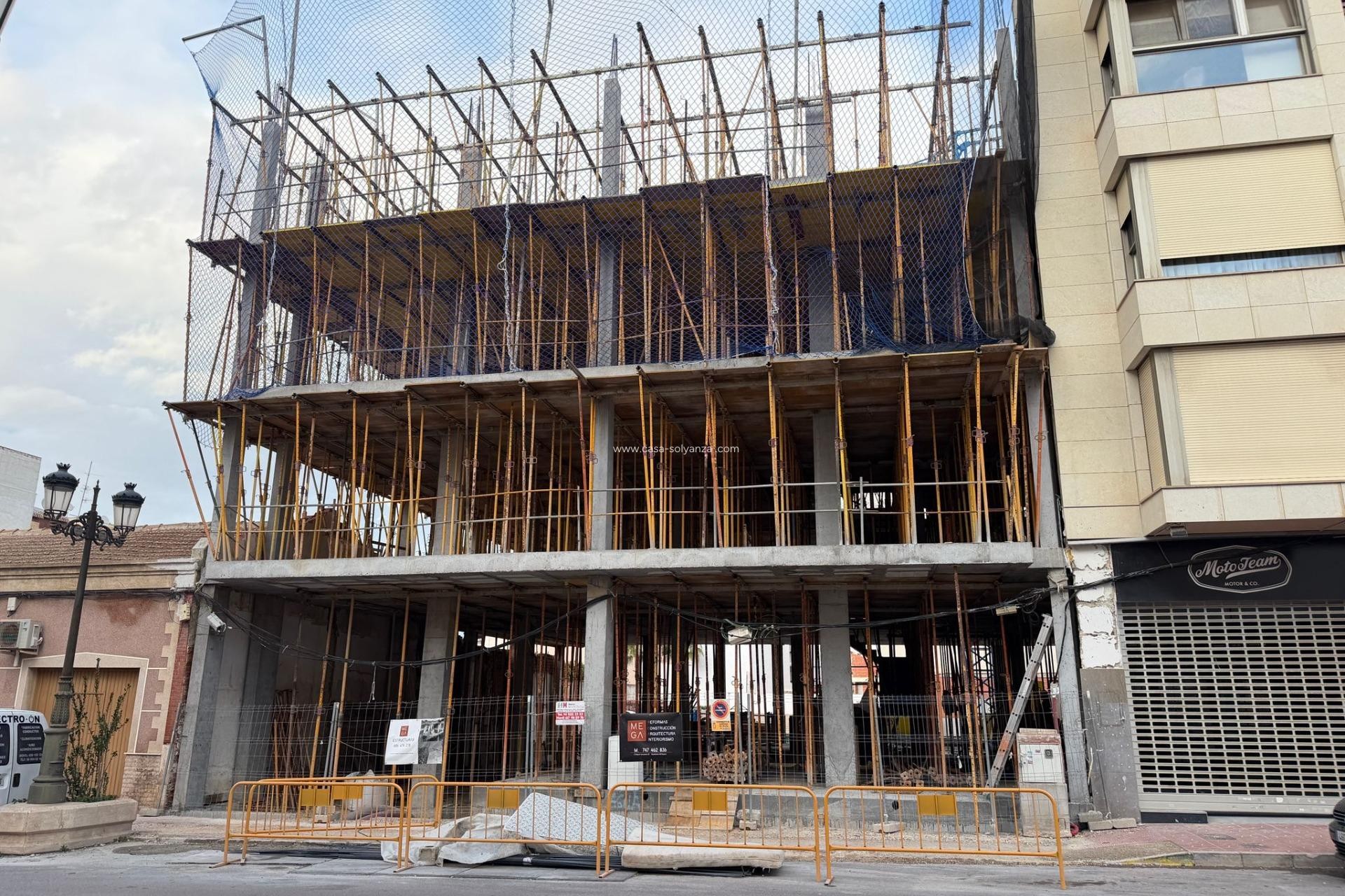 Neue Gebäude - Wohnung - Guardamar del Segura - Pueblo